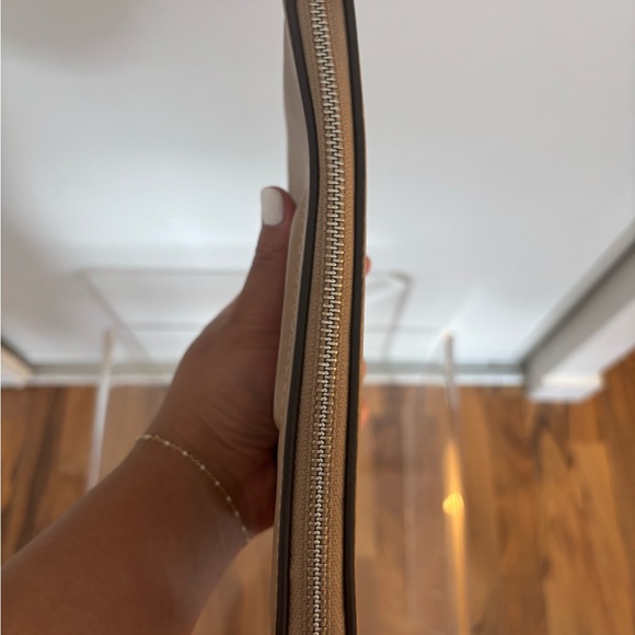 Coach | Beige Wristlet - Picture 5 of 9